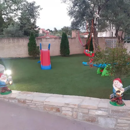 Апартаменты Blue Horizon Apartments&maisonettes Лименария